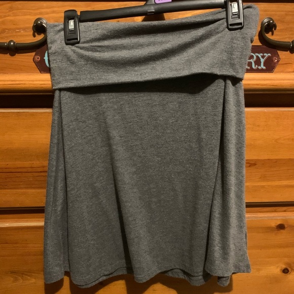 Soft Gray Skirt - Picture 1 of 4